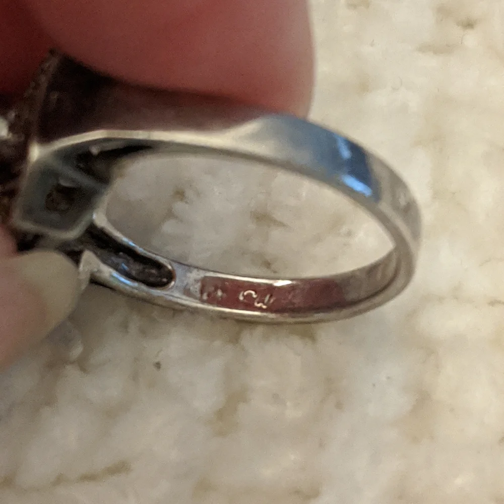 GORGEOUS Antique/Vintage 1950's Sterling Silver Ring with Real Diamonds - Picture 8 of 16
